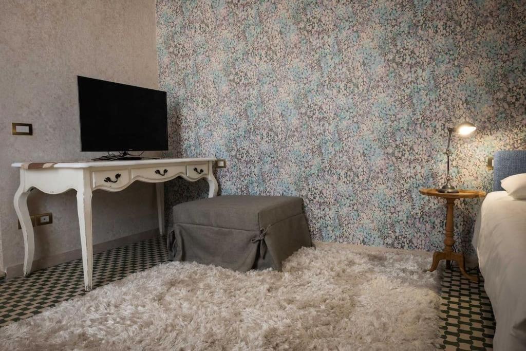 Merulana Penthouse: 5 Minutes Walk From Colosseum Ngoại thất bức ảnh