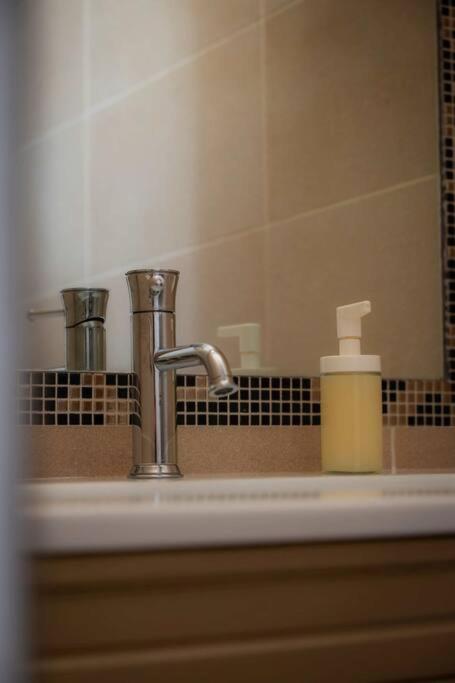 Merulana Penthouse: 5 Minutes Walk From Colosseum Ngoại thất bức ảnh